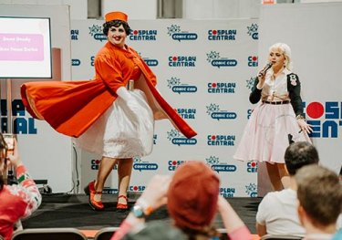 MCM Cosplay Barbie
