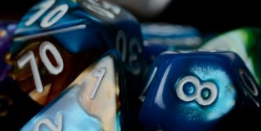 Dice & De-stress: Cooperative Gaming for Wellbeing