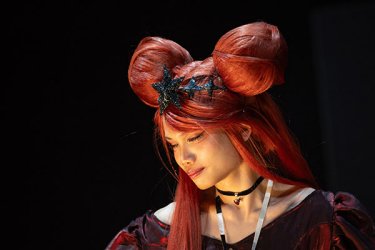 MCM Stage Performance